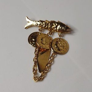 Gold Tone Fish And Dangling Chain Brooch